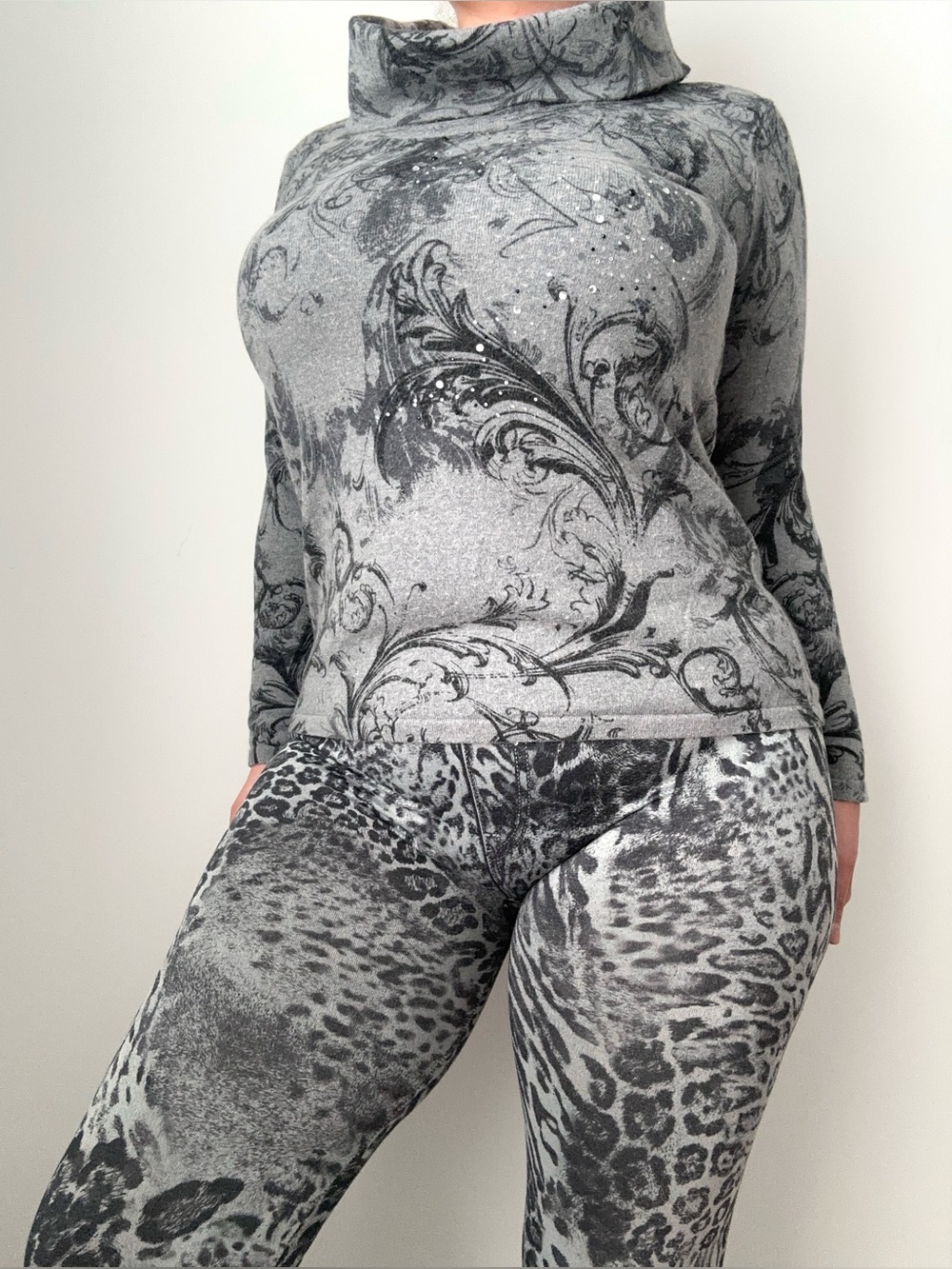y2k grunge grey swirly turtle neck